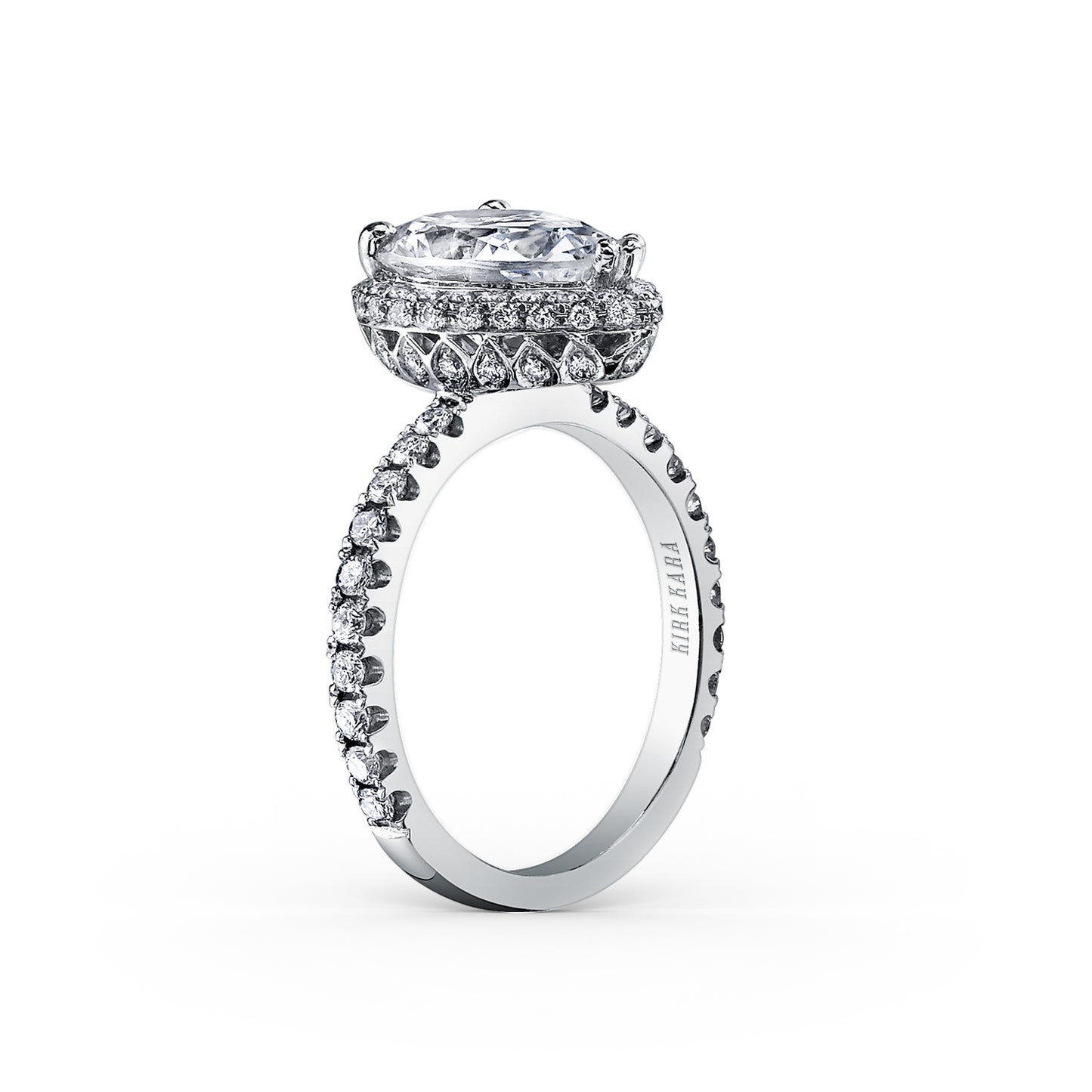 18K White Gold Pear Halo Diamond Engagement Ring