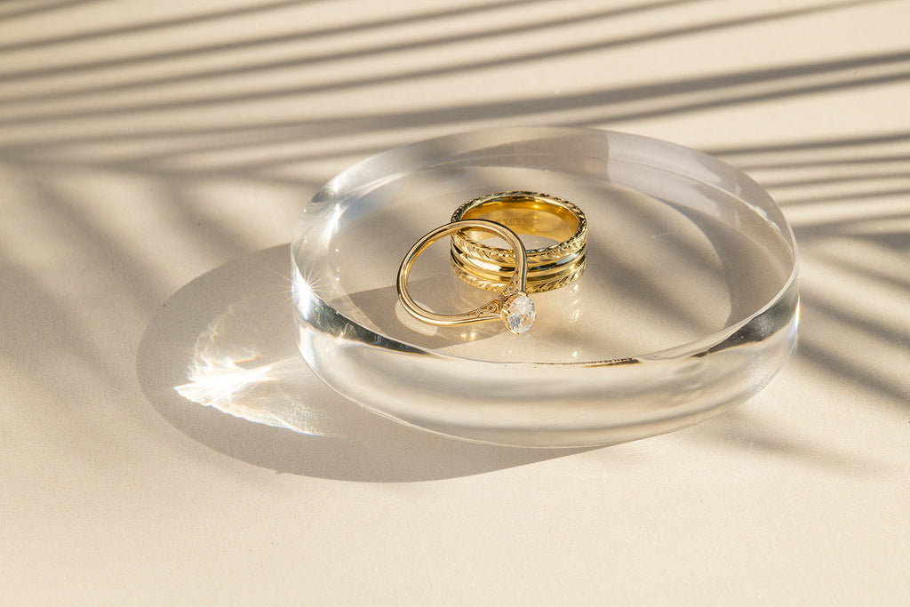 5 Captivating Wedding Band Sets for Couples