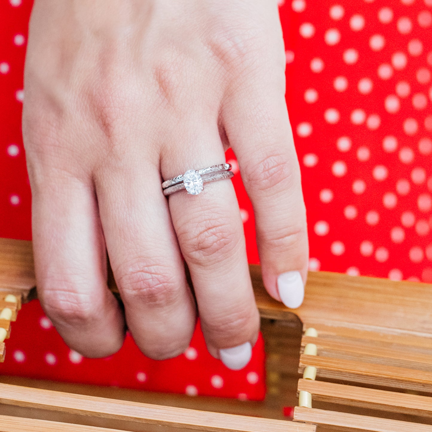 Delicate Wheat Engraved Milgrain Wedding Band