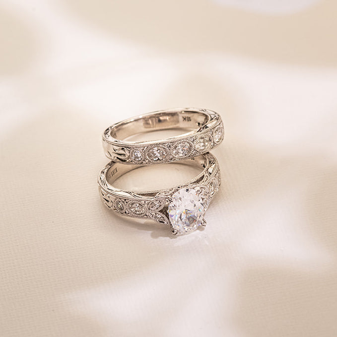 Leaf Oval Accent Diamond Wedding Band