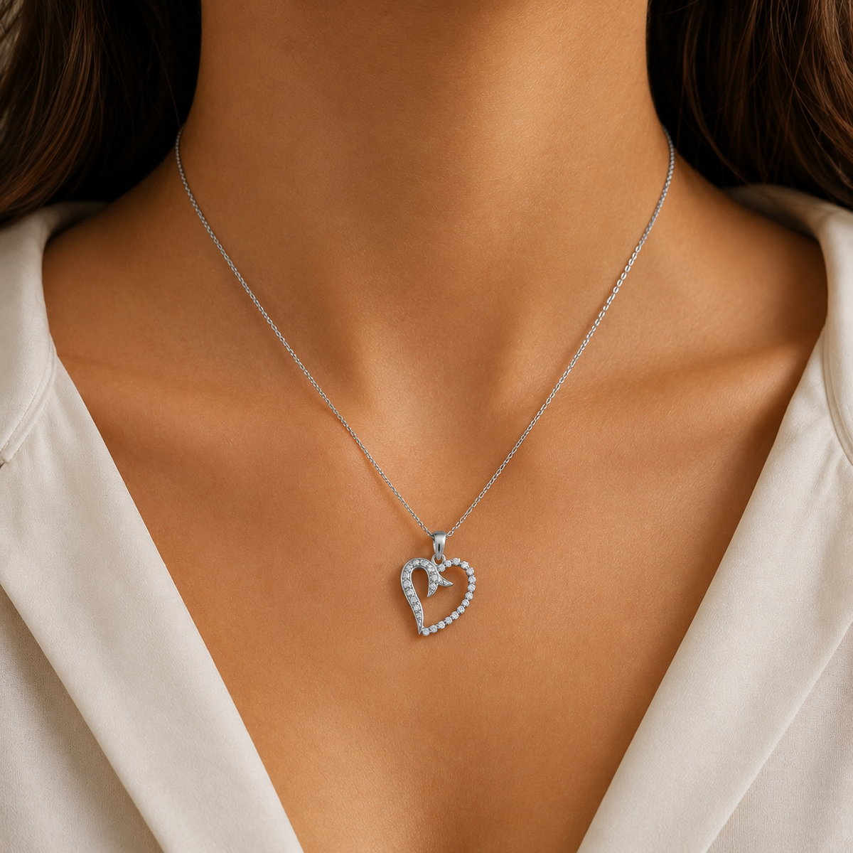 14K White Gold Diamond Heart Pendant