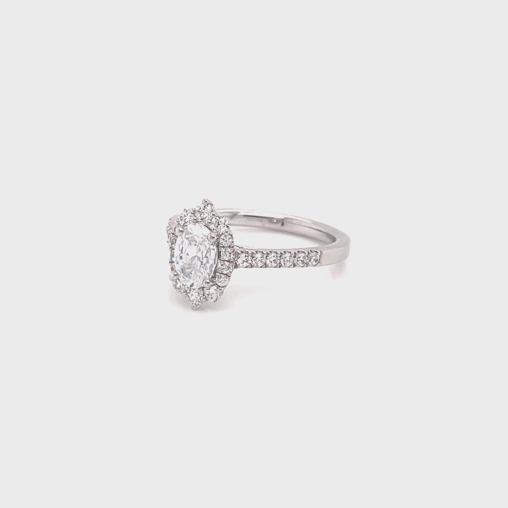 Graduated halo ring hotsell