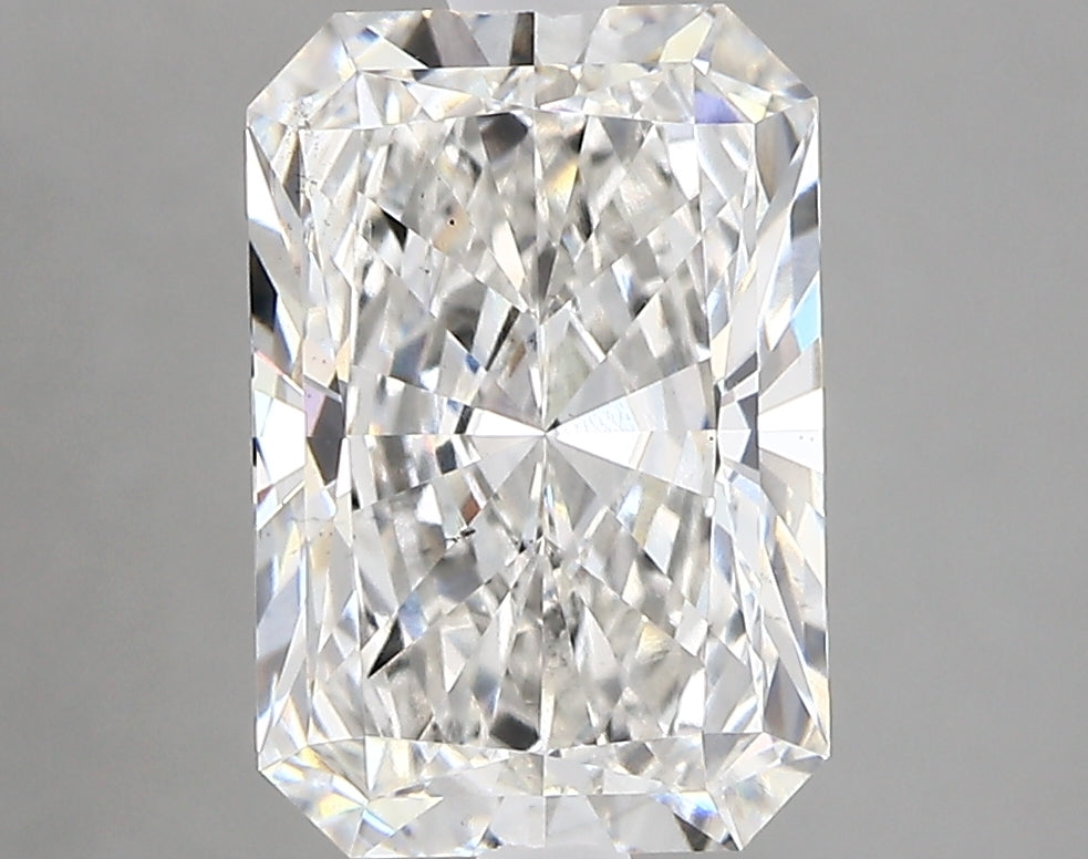 3.40 Carat Radiant IGI Labgrown Diamond, With Certificate ID 605334800