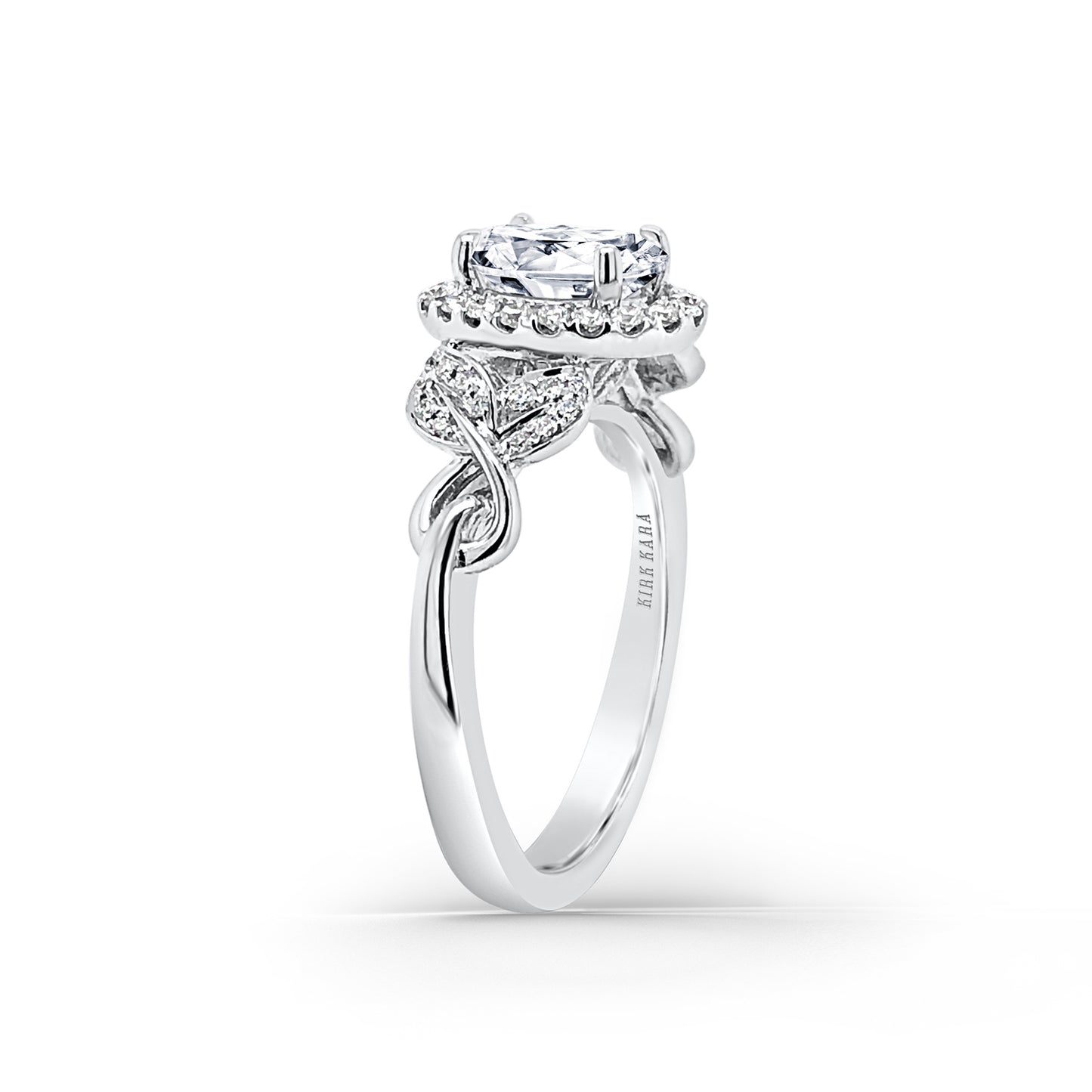 Oval Pavé Leaf Halo Diamond Engagement Ring