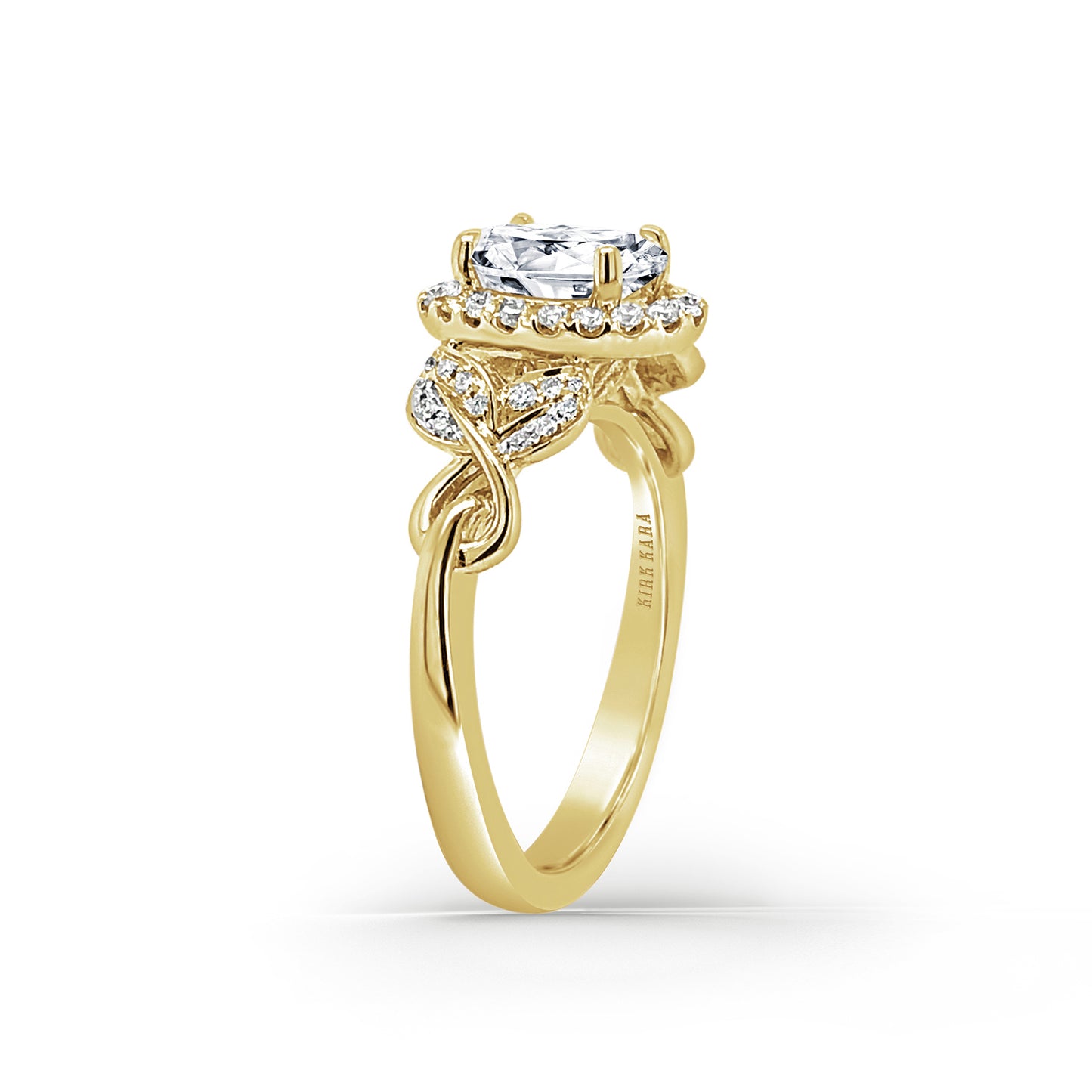 Oval Pavé Leaf Halo Diamond Engagement Ring