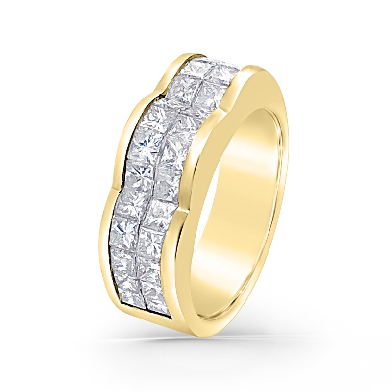 18K Yellow Scalloped Two Row Princess Diamond Band